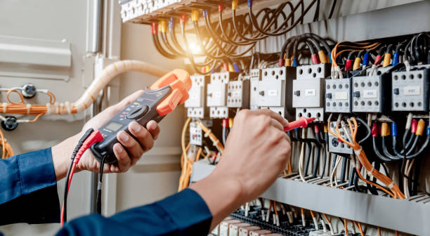Professional Electrician in Mccleary, WA